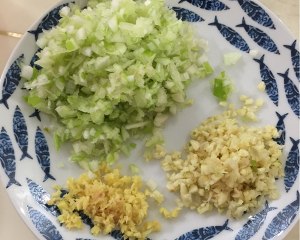 The practice measure of the sauce of sweet hot beef of super go with rice 2