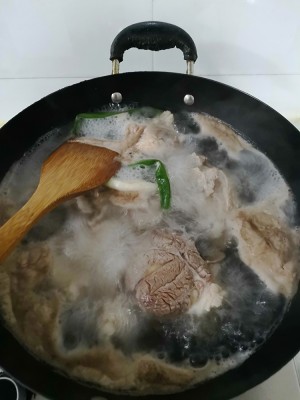 The practice measure of beef of high-pressured boiler sauce 3