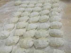 The practice measure of sesame seed cake of tongue of white sugar ox 2