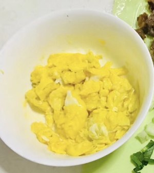 The practice measure that beef of green vegetables egg fries a meal 3