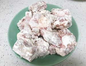 The practice measure of oxtail of braise in soy sauce 2