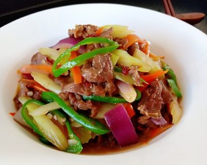 The daily life of a family is little the practice measure that fries beef 8