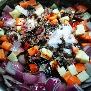 The practice measure of meal of delicious fat cattle of black any of several hot spice plants 6