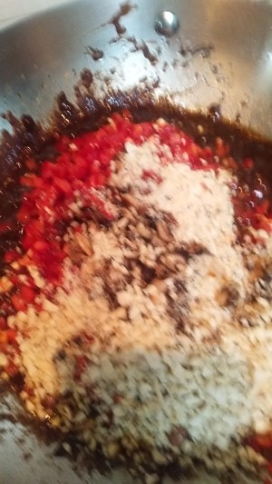 The practice measure of sauce of Xianggu mushroom beef 26