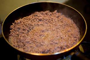 The practice measure of beef thick chili sauce 6