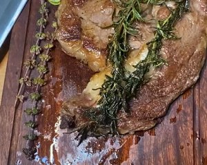The practice measure of rosemary garlic sweet beefsteak 9