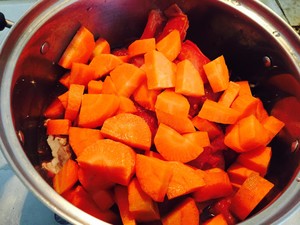 The practice measure of end of sheep of red wine braise 8