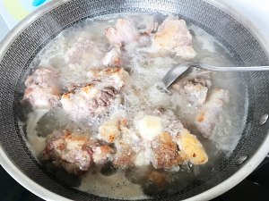 The practice measure of oxtail of braise in soy sauce 4