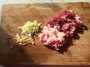 The practice measure of ear of ovine soup cat 1