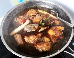 The practice measure of oxtail of braise in soy sauce 6