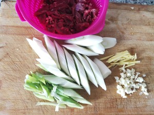 Green explodes the practice measure of beef 1