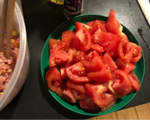The practice measure of tomato beef bolus 2