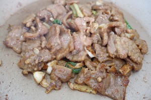 Onion explodes Zi like that the practice measure of beef 4