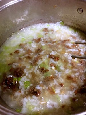 The practice measure of celery beef congee 6