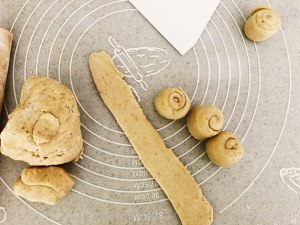 (pretend series of quick worker moon cake) sweet the ovine short Zi to suck finger like that small cake (use up ovine fat to put an end to waste) practice measure 9