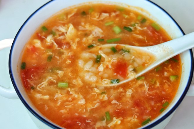 トマト卵のスープの練習は自分の心の結び目、おいしい方法