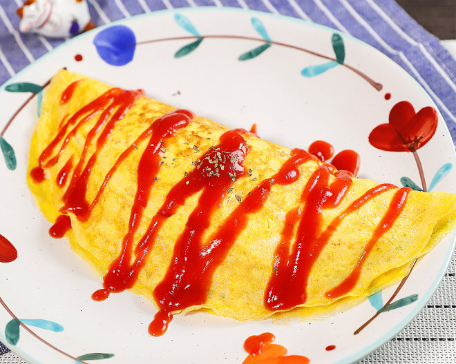 ケチャップを招待して、卵が一定の割合で食事をとったり、食事を提供したりする方法、おいしい方法