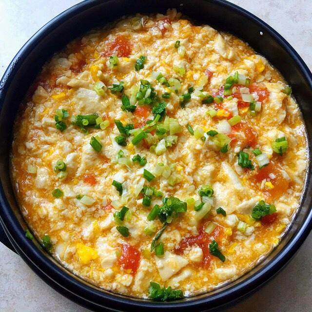 
The practice of a thick soup of egg tomato bean curd, how to do delicious