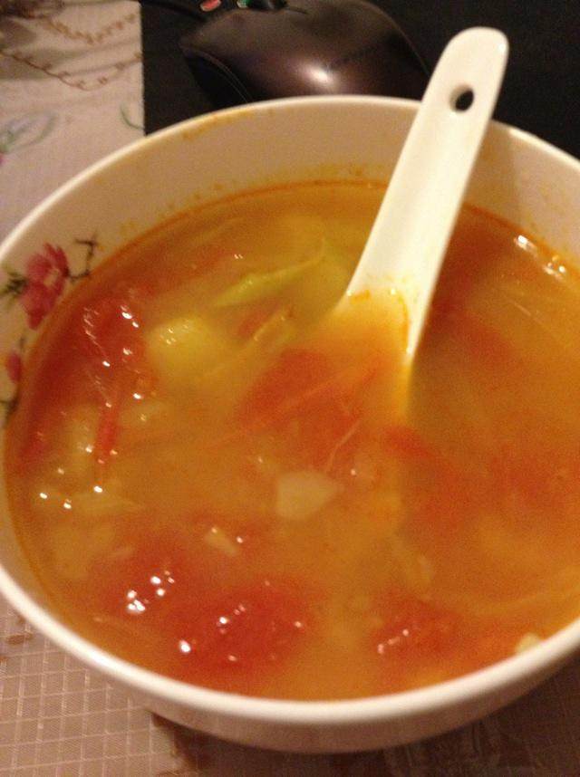 
The practice of tomato potato soup, how to do delicious