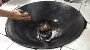 Hutch division commander teachs you: The kitchen that use land is burned " rustic beer duck " , flavour is easy and comfortable the practice move that must not place 12