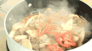 Child the practice measure of ginger stew duck 7