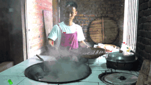 Hutch division commander teachs you: The kitchen that use land is burned " rustic beer duck " , flavour is easy and comfortable the practice move that must not place 10