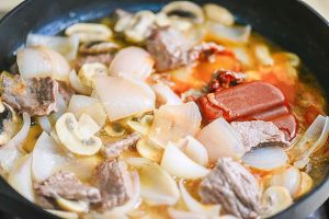The practice measure of meal of beef of tomato red cook with meat 9