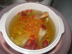 The practice measure that Chinese caterpillar fungus spends soup of the duck that stew 8