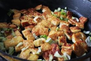 The practice measure of tomato crackling bean curd 2