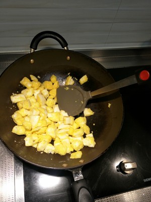 The spring of remnant steamed bread -- the practice measure that tomato fries steamed bread man 8