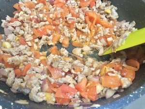 The practice measure of pink of meaning of tomato meat sauce 2