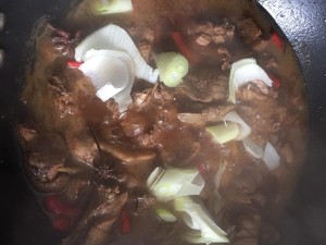 The practice measure of duck of popular hot beer 9
