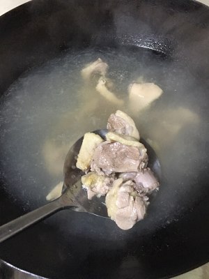 Duck flesh two feed (duck of duck of stew of potato purple perilla, dry stir-fry before stewing) practice measure 6