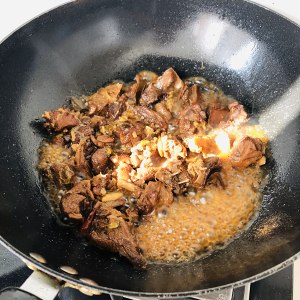 Face of flesh of duck of braise in soy sauce (duck soup bottom) practice measure 15