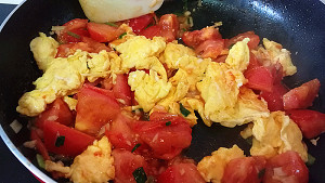 Greeting is classical: The practice measure that tomato fries an egg 6