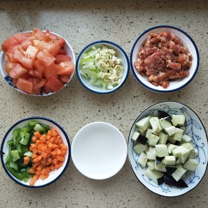 The practice move that tomato aubergine diced meat makes bittern range 1