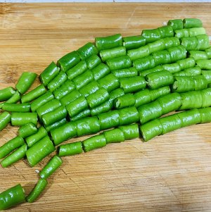 The practice measure from the dish with easy and comfortable duck of tribute small fry 2