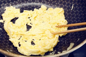 When tomato scrambles egg, impose this one condition more, the egg is sweet tender the practice measure of tasty 6
