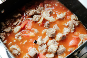 The operation is simple the practice measure of appetizing tomato sirlon Bao 11
