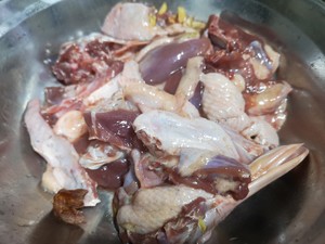 Duck of sea of sauce stew Chinese chestnut, the practice measure of salty aromatic delicate and super go with rice 1
