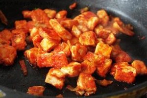 The practice measure of tomato crackling bean curd 4