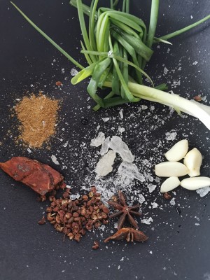 The practice move that makes sesame oil duck simply 1