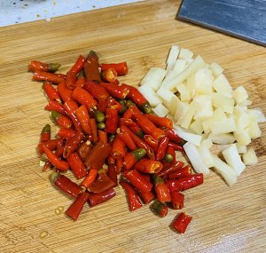 The practice measure from the dish with easy and comfortable duck of tribute small fry 5