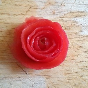 The practice measure of tomato rose 3