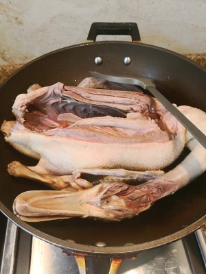 Duck of braise in soy sauce (whole) practice measure 5