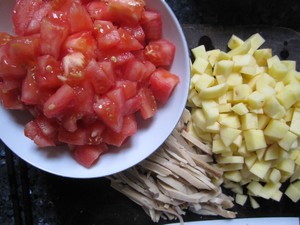 トマトポテトの塩辛いタケノコのスープ[映画は 究極の版]練習方法3 