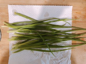 Early duck - the practice measure below understanding of green oily noodles served with soy sauce 1