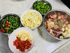 The practice measure from the dish with easy and comfortable duck of tribute small fry 7