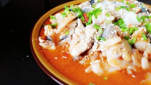 The practice measure of tomato slices of fish meat 4