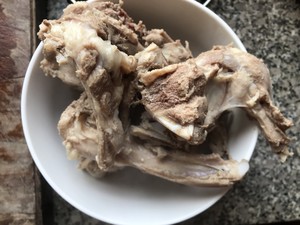 The practice measure of clavicle of pot-stewed fowl duck 3